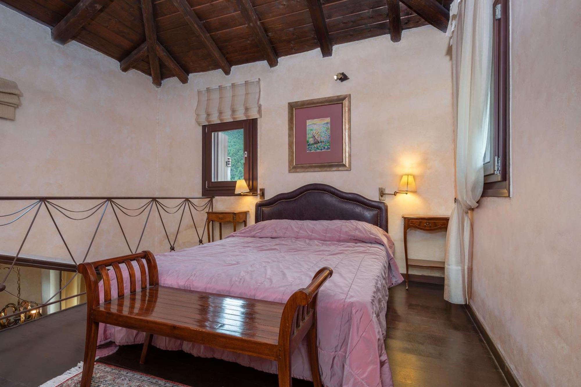 Ostra Menalon Luxury Suites Kardaras ห้อง รูปภาพ