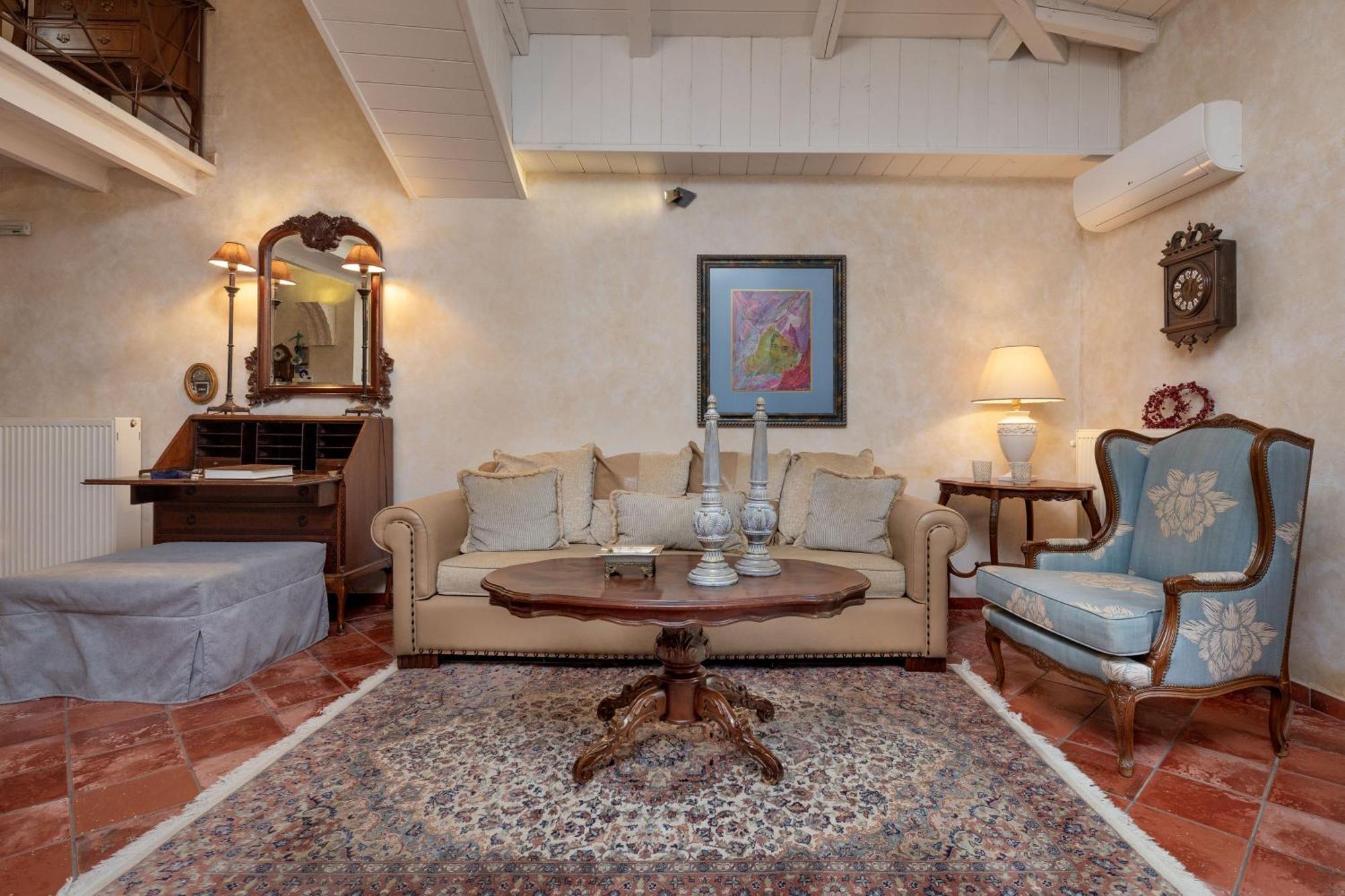 Ostra Menalon Luxury Suites Kardaras ห้อง รูปภาพ