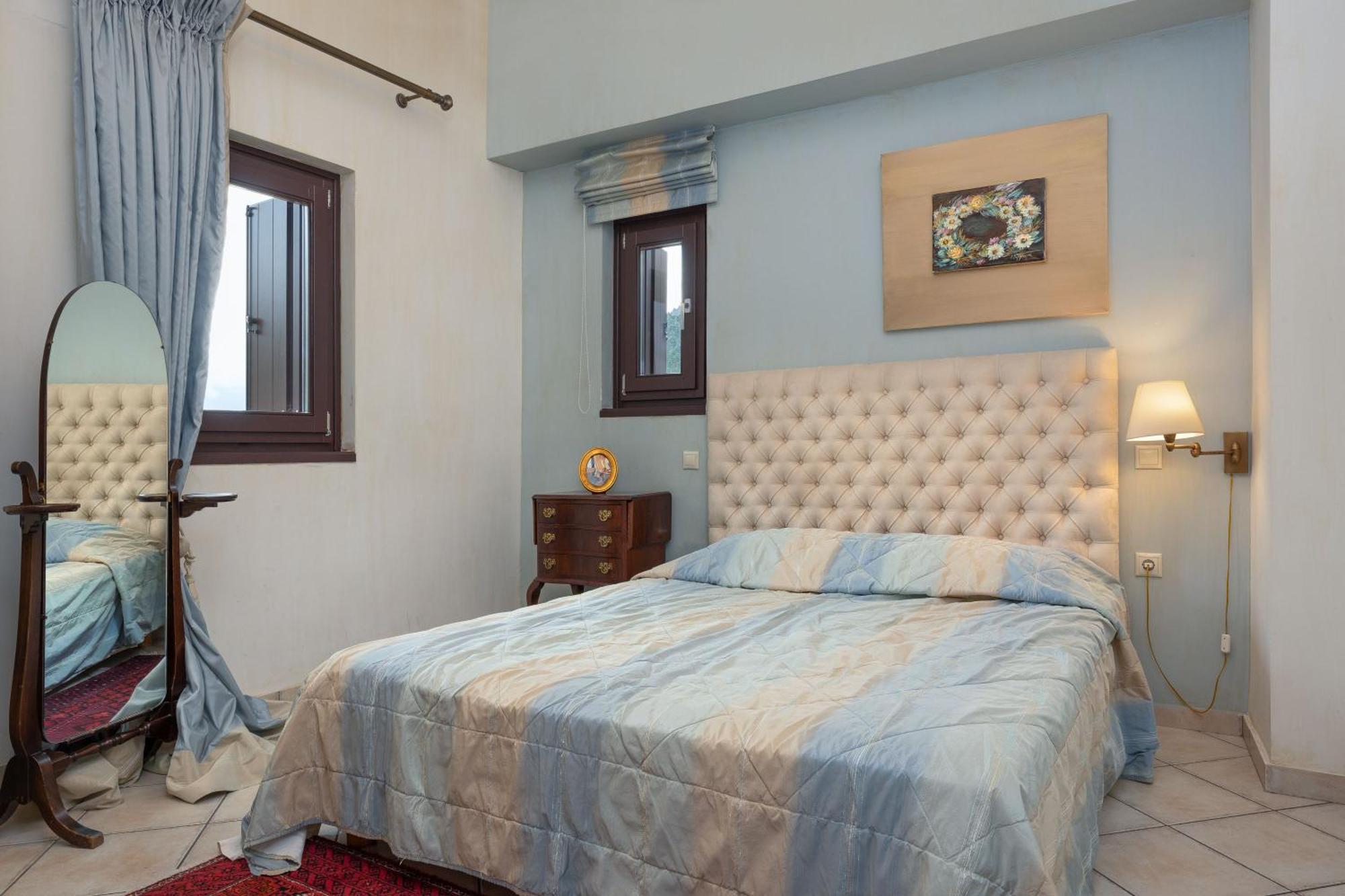 Ostra Menalon Luxury Suites Kardaras ห้อง รูปภาพ