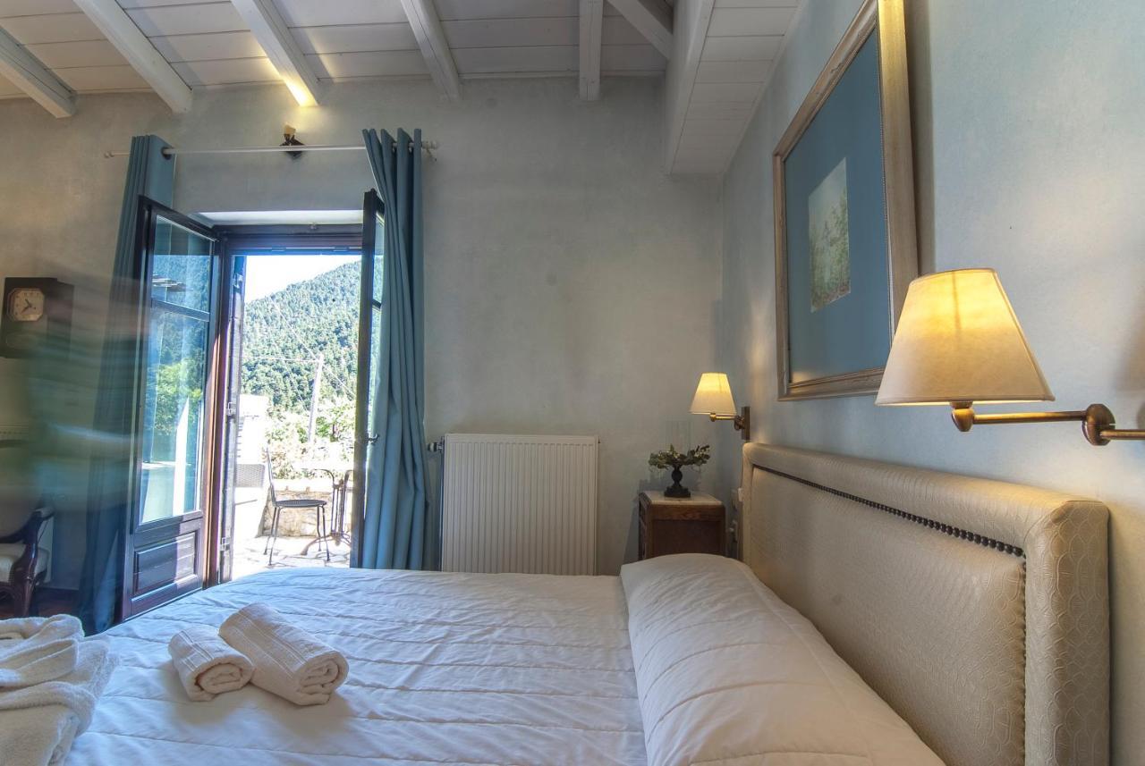 Ostra Menalon Luxury Suites Kardaras ภายนอก รูปภาพ
